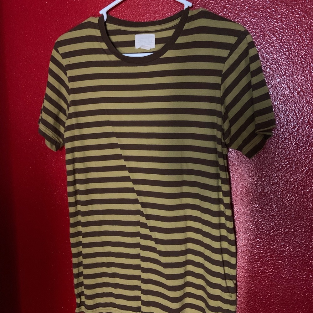 striped shirt